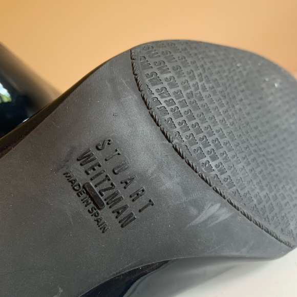 Stuart Weitzman Navy Patent Leather Heels - Picture 5 of 6